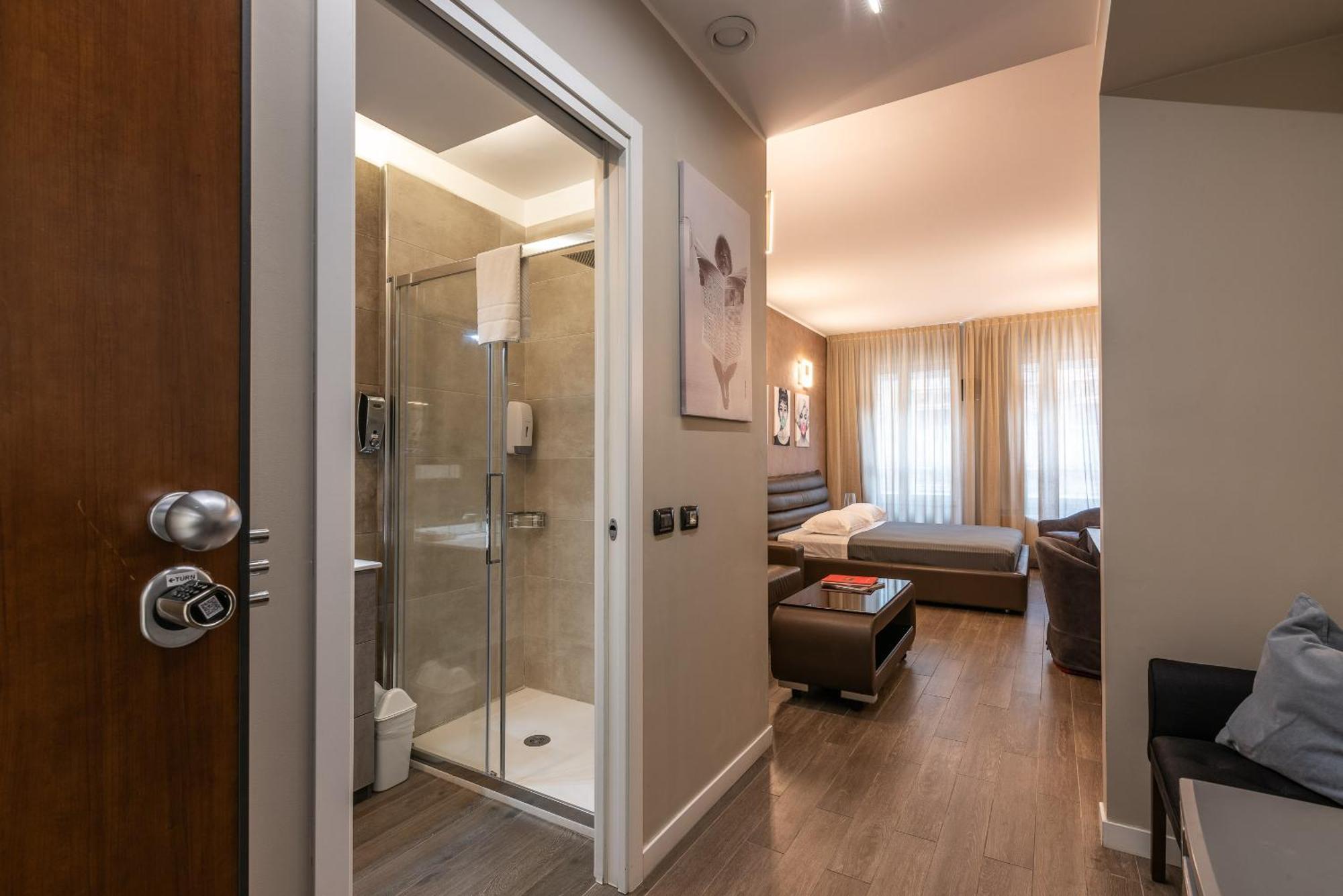 Double L Luxury Suite Milan Exterior photo